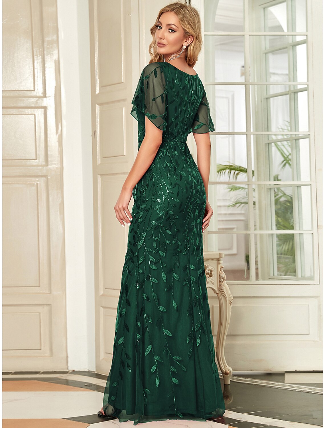 Meerjungfrau/Trompete Abendkleid Elegantes Kleid Formelle Cocktailparty Bodenlang Kurzarm V-Ausschnitt Herbst Hochzeitsgast Tüll mit Pailletten